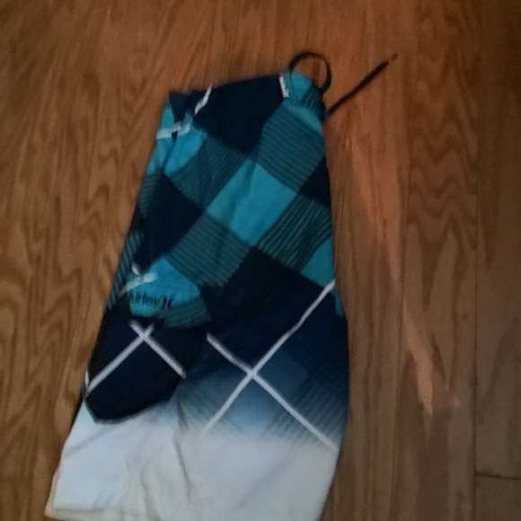 Hurley Board Shorts - Picture 3 of 4